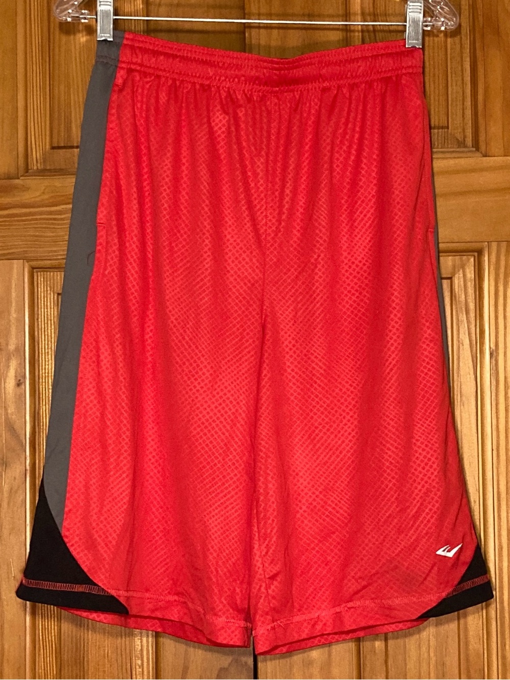 NWOT Everlast Basketball Athletic Shorts Long Red Gray Boys XL 18/20